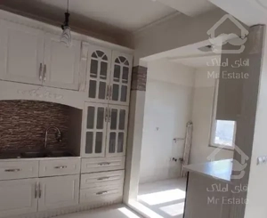 110 متری، آفتابگیر، کابینت ممبران