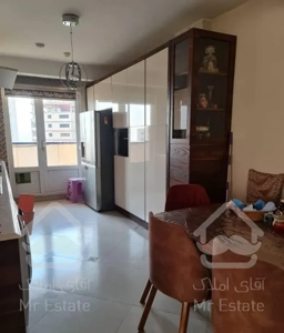 اپارتمان 130متری سه خواب شهرک راه اهن