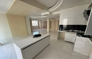 اپارتمان ۱۶۰ متر قلب سنبل