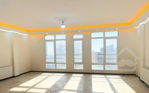 ۱۶۰متر تک واحدی باامکانات  ، فروشنده