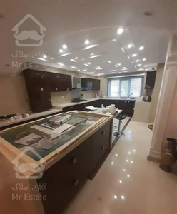 ۳۰۰ متر سه خواب دزاشیب