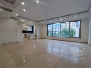 ۱۰۲متر۲خواب فول نور مستقیم کم واحد زیر قیمت روبه افتاب