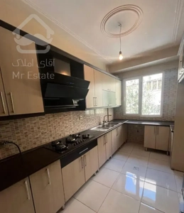 ۶۳ متر/فول امکانات/۷ساله