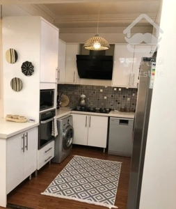 خ ایثار * ۶۰متر ۱خ *هایگلاس* طبقه۵ آفتابگیر* بالکن