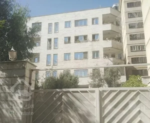 ۱۱۸ متر، فول امکانات، منطقه‌ی دنج