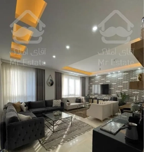 ٩٠ متر/ سالن پرده خور/ فول امکانات/ جنت آباد جنوبی