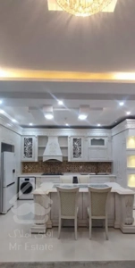 ۱۳۰ متری ۳ خوابه ۲ مستر خ امام رضا
