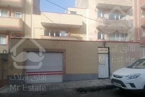 حیاط دربستی170متر2طبقه شهرک اندیشه وام1/600م