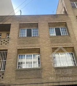 شهید عراقی۱۸۰متر شبیه ویلا