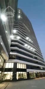 ۸۲ متر/ برج برند الماس شیشه ای / کلید نخورده