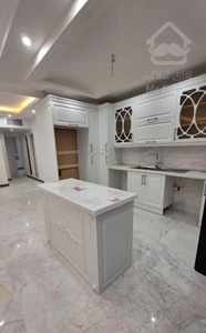 ۷۵ متر دو خواب فول باز سازی ۱۰ ساله  کم واحد
