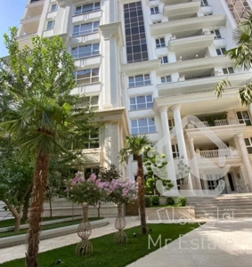 آپارتمان۱۱۳متردوخوابه،دریاچه‌چیتگر،اردستانی،دانش