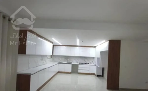 آپارتمان ۳خواب //کلیدنخورده //تک واحدی