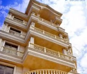 ۱۶۰ متر آپارتمان شیک