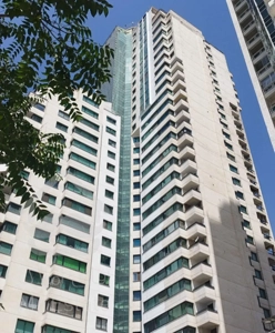 160متر 2خواب//کامرانیه شمالی ثروتی// برج باغ فول