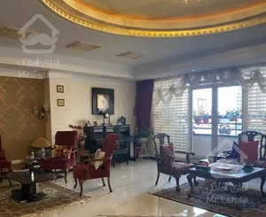 ۱۷۰متر فرمانیه غربی ۳پارکینگ فول ۷ساله