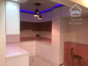 کد ۱۴۲ / ۸۵ متر / بلوار ارم