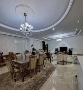 ۱۵۰متر، شاخه اصلی، تک واحدی، ۷سال ساخت