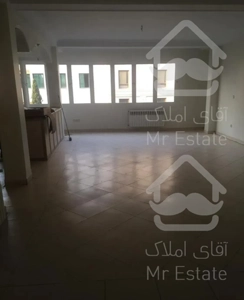 ولیعصر بالاتر از مطهری ۱۲۰ متر ۳ خوابه