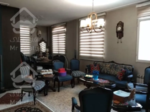 ۸۰متر /دو خواب/۱۰ ساله