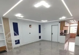 82 متر/ غرق نور / خوش نقشه / سازمان برنامه