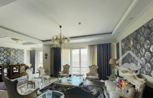 آپارتمان ۲۱۵متر/۴خواب/یک مستر/فول بازسازی