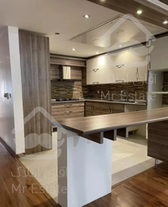 ۱۲۲ متر‌داراباد ۲پارکینگ خارج بافت