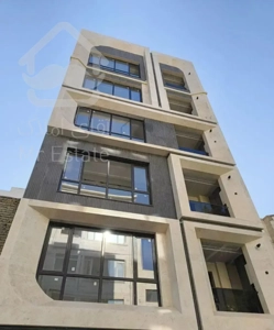 ۱۳۵متر تک واحدی قابل تهاتر/مسعود