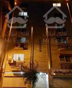 آپارتمان واقع در ورودی شهرک اندیشه مرکز شهر