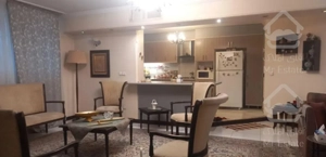 آپارتمان۱۶۸ متری آفتابگیر و نورگیر