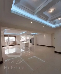 ۱۸۲متر نوساز تک واحدی ۲پارکینگ سندی بلوار بعثت