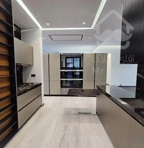 زعفرانیه برج باغ/۱۷۰ متر/فول مشاعات/سازنده بنام