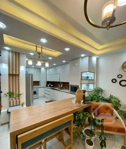 صفر .مستردار حیاط اختصاصی شیک تاپ لوکیشن تاج آباد