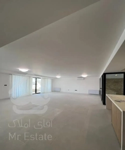 آپارتمان ارم ابریشمی سه خواب مستر نورگیر عالی