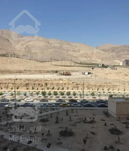 ۱۱۰متر خرازی برج A4 پنجره قدی ویو کوه