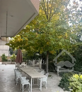 ویلای دنج ۱۰۰۰ متری لوکیشن بی نظیر