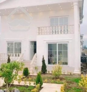 ویلا  نماسفید نوساز دوبلکس سه خوابه کلارآباد