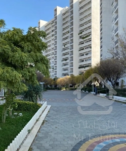شهرک امید ۱۳۱ متر ۲ خواب ویو مشجر