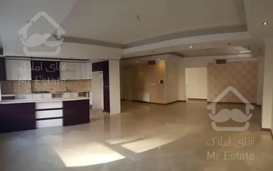 آپارتمان۱۴۰متری فول۴ساله