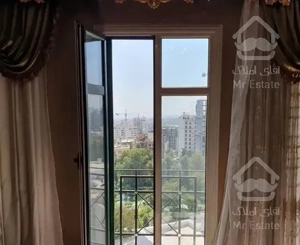 فروش برج باغ ۲۰۰ متری در نیاوران