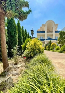 کاخ ویلا۷۰۰متری شهرک برند هکتاری