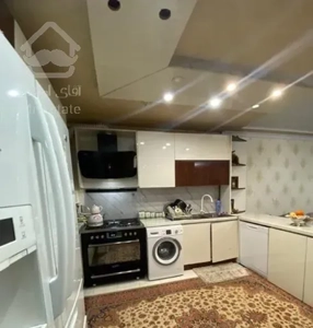 ۱۰۵ متر دو خوابه طبقه سوم فول امکانات / بازنشتگان