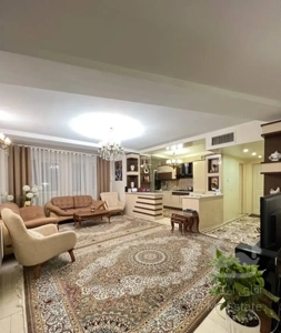 ۸۱ مترسند تک برگ+قیمت کل+پارکینگ و اسانسور