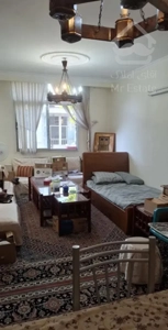 ۸۲متر۲خ/پارکینگ اصلی/سالن پرده خور/میدان۷۶ نارمک
