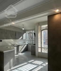 ۹۵متر/۲خواب/فول امکانات/کم سن/آلاله شرقی