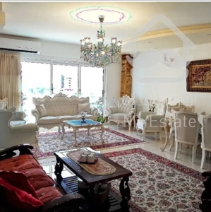 124 متر ۲ خ * فول * در ۴۵۰ متر زمین