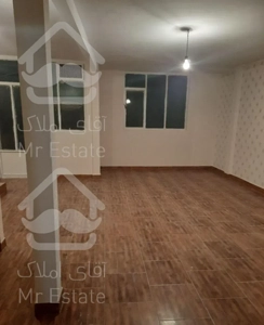 اپارتمان ۱۰۰ متر دو خواب حصارک بالا