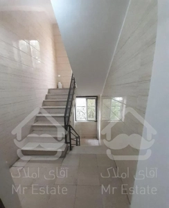 ده ساله تکواحدی .مترو زمزم طاهری . مالک هستم