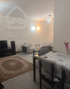 107 متر 3 خواب در بهترین لوکیشن انقلاب