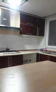 آپارتمان۱۰۵ متر ۲خوابه (حصاری)۵ساله